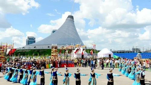 14 naýryzdan jalpyulttyq Naýryznama onkúndigi bastalady