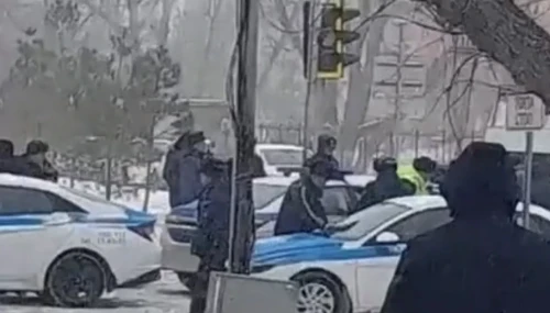 Astanada júk kóliginiń júrgizýshisi oqýshyny qaǵyp ketti