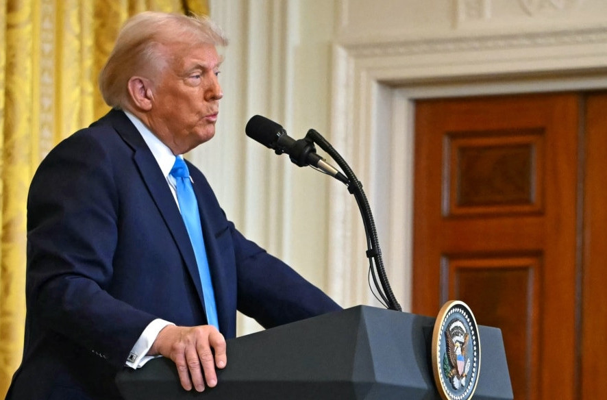 Tramp ıadrolyq qarýdan bas tartýǵa shaqyrdy