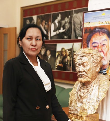 Mádenıet úıiniń maıtalmany