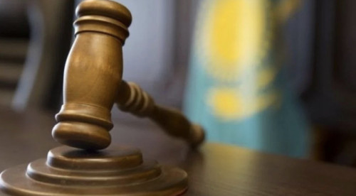 Joǵary Sot jumystan zańsyz shyǵarylǵan qyzmetkerdiń quqyn qorǵady