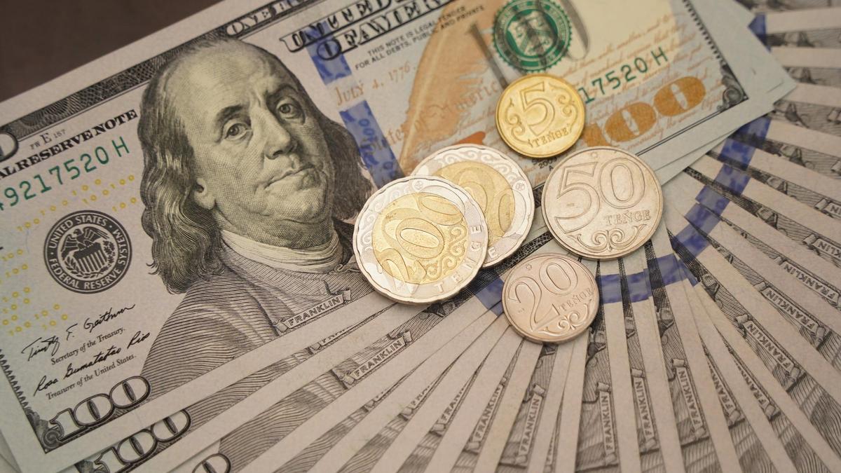 Dollar baǵamyna qatysty boljam