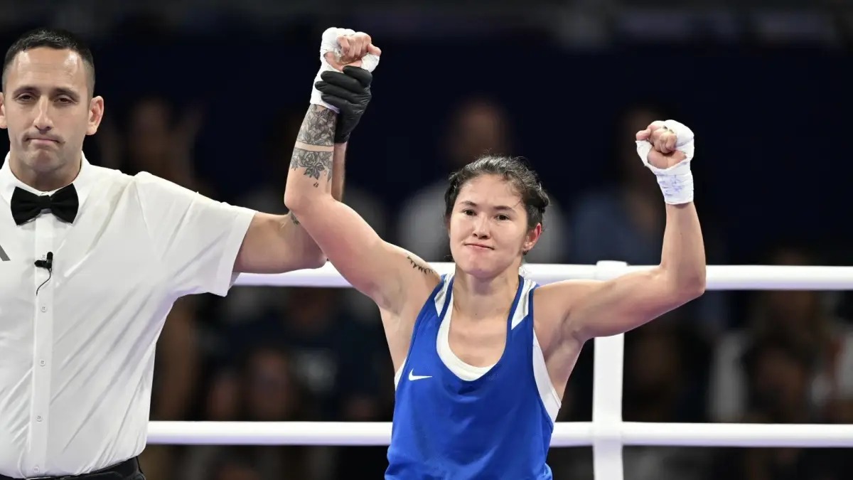 Nazym Qyzaıbaı qarsylasyn tehnıkalyq nokaýtpen jeńdi