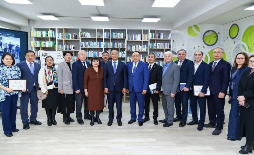 Abaı murasy jańasha zerdelendi