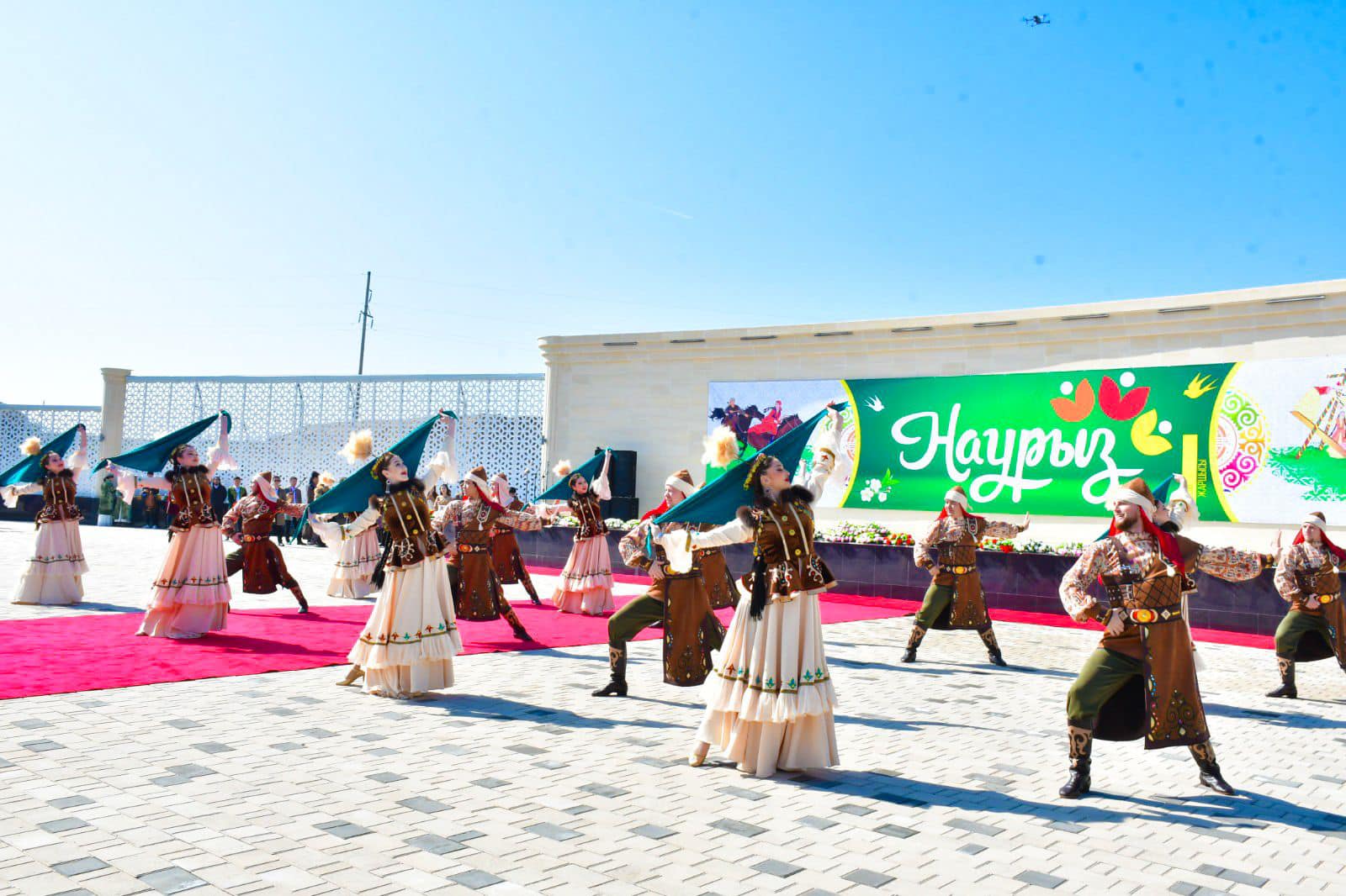 Qasıetti Ordabasyda Túrkistan oblysy men Shymkent qalasynyń zııaly qaýymy Amal merekesin atap ótti