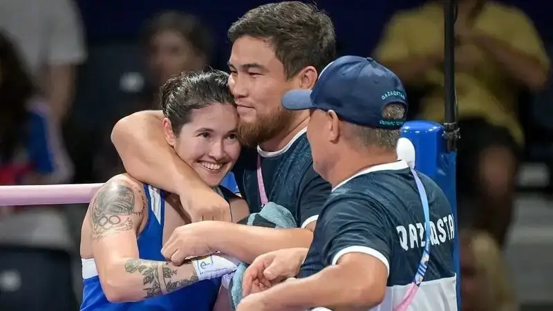 Nazym Qyzaıbaı qazaqstandyq boksshylardan alǵash ret úsh dúrkin álem chempıony atandy