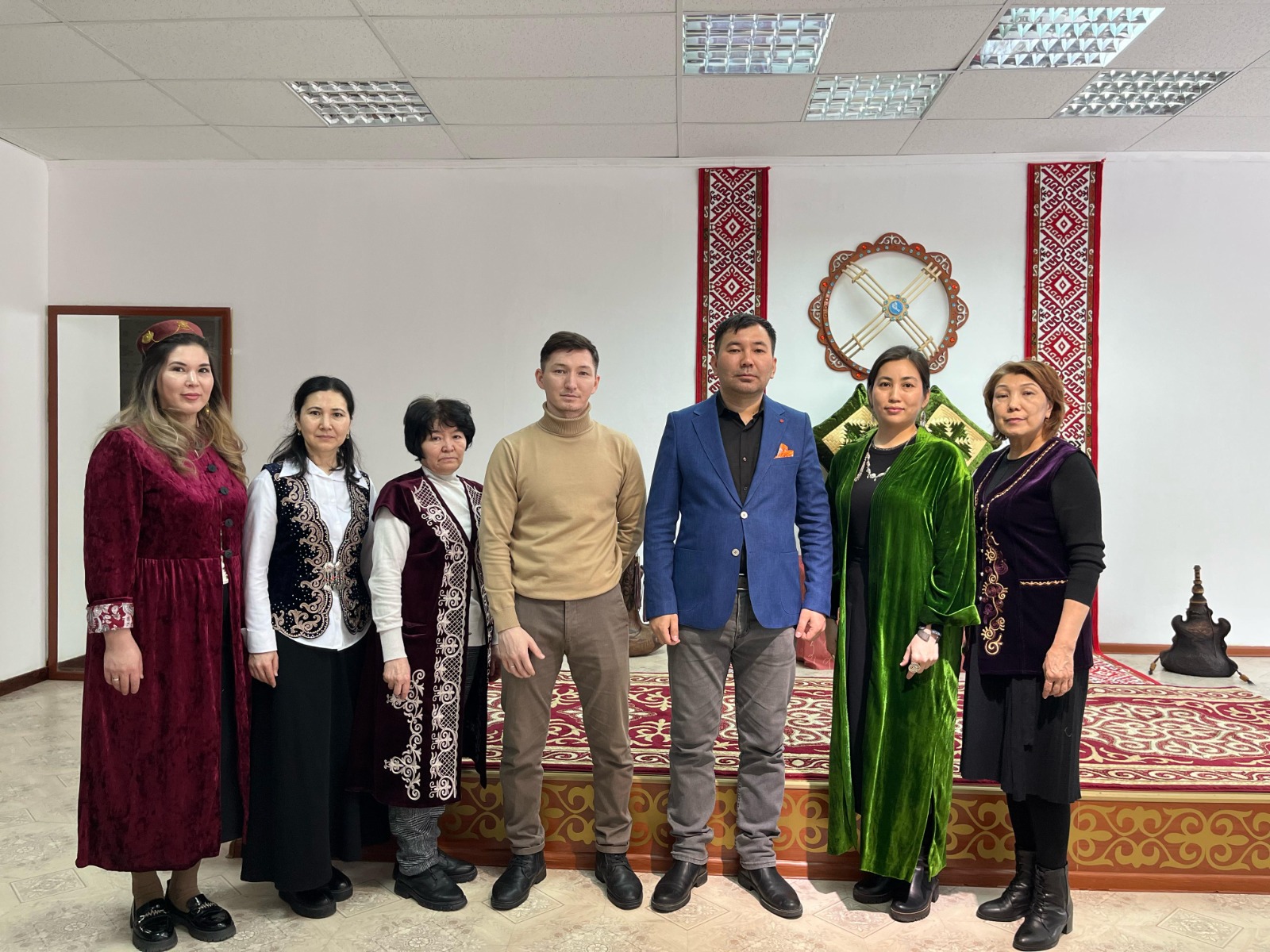 Kókpar tarıhyna  arnalǵan 4-tomdyq kitabym ázir tur – Abylaıhan Qalnazarov