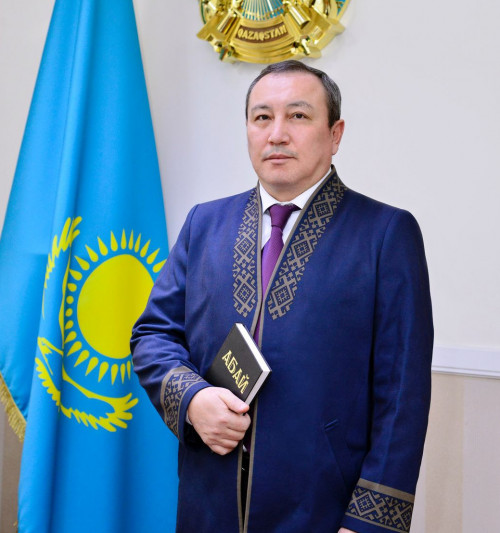 Abai University – Abaı ınstıtýttaryn qoldaıdy