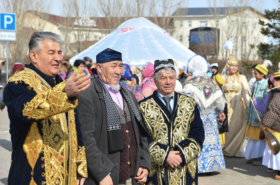 Yntymaǵy jarasqan el ozady