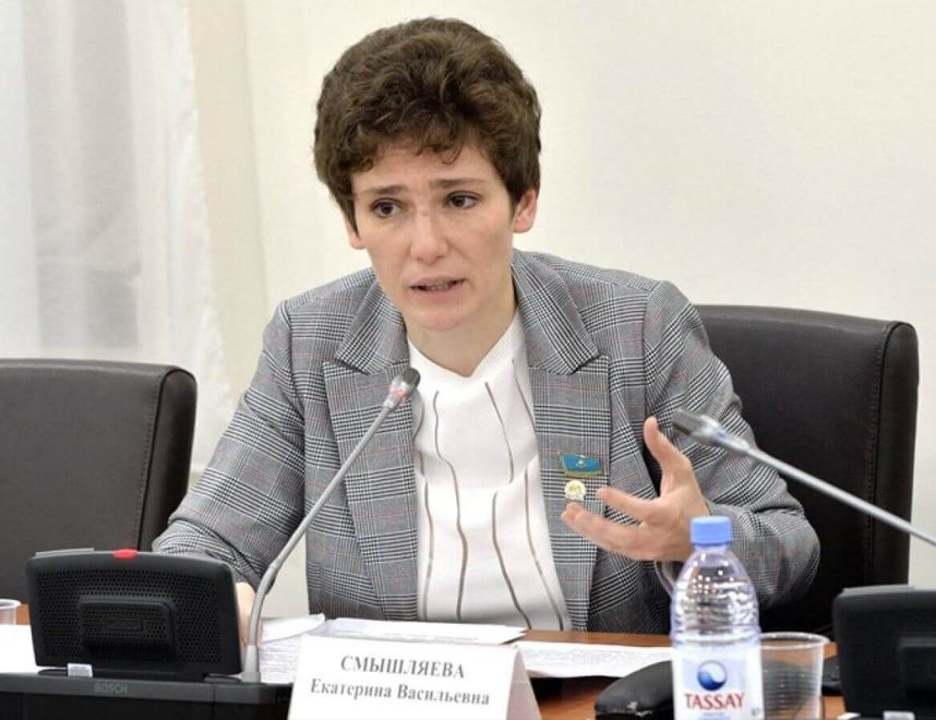 Krıptoınvestorlardyń basym bóligi «sur aımaqta» jumys isteıdi - Smyshlıaeva