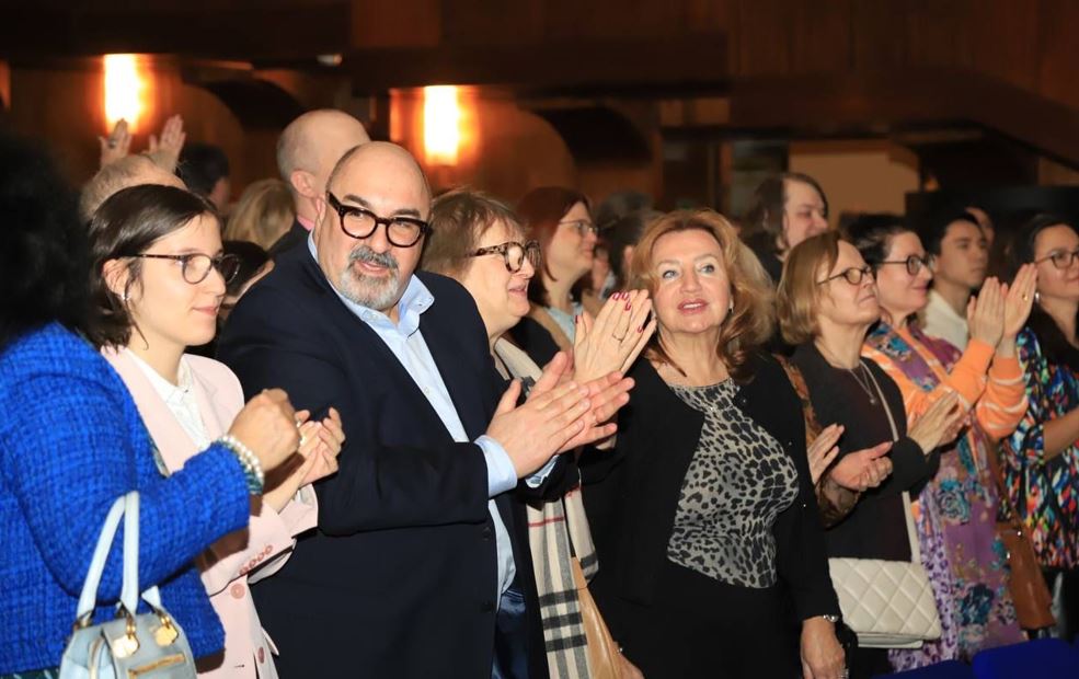 Syr boıy ónerpazdary Fınlıandııada  konsert ótkizdi