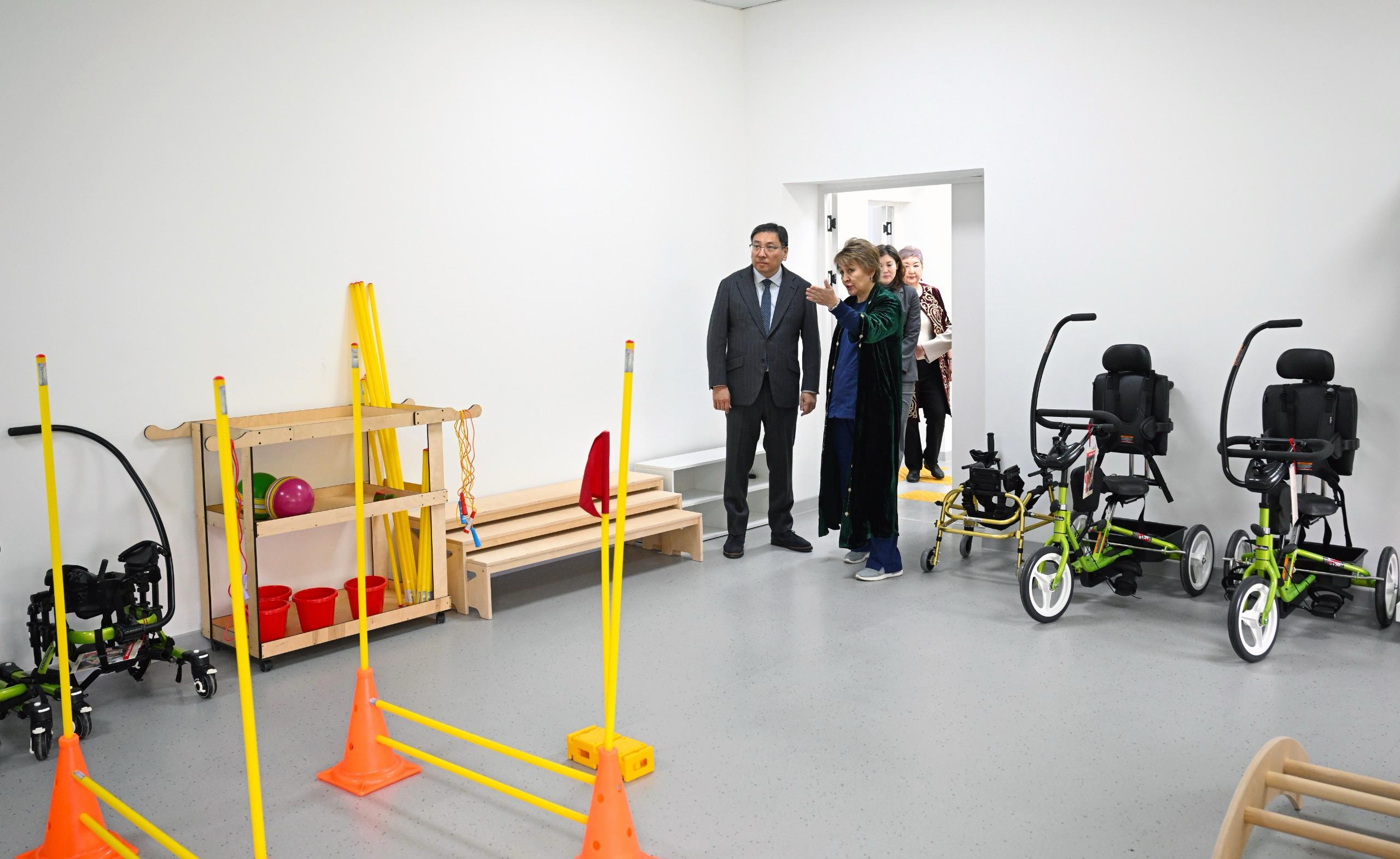 Almatyda erekshe balalarǵa arnalǵan beıimdeý ortalyǵy ashyldy