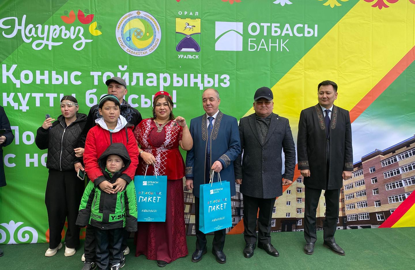 120 páter paıdalanýǵa berildi