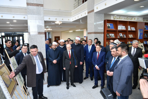 Darhan Qydyráli: Islam kallıgrafııasy – mádenı murany saqtaý quraly