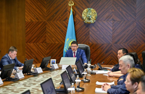 «Jaıly mektepterdiń» qurylysyn jedeldetý kerek - Berik Ýálı