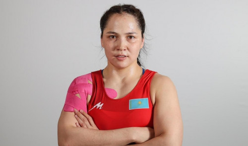 Jámılá Baqbergenova Azııa chempıonatyn jeńispen bastady