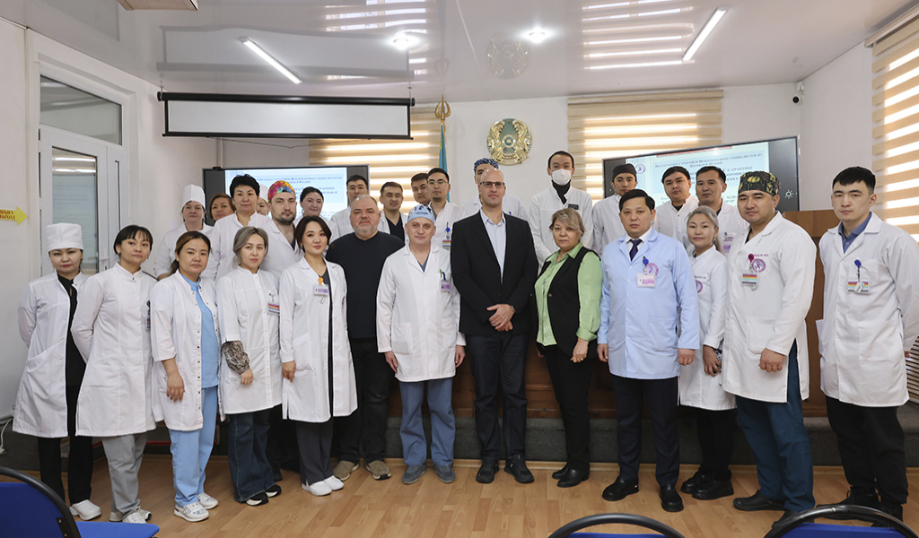 Jańa emhana, tyń ádis