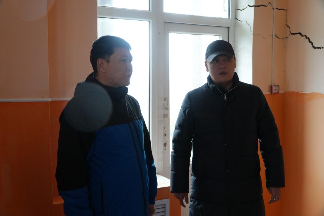 Shyǵyn eseptelip jatyr