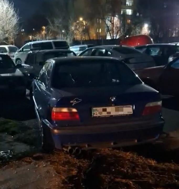 Bloger kólik basqarý quqyǵynan aıyryldy