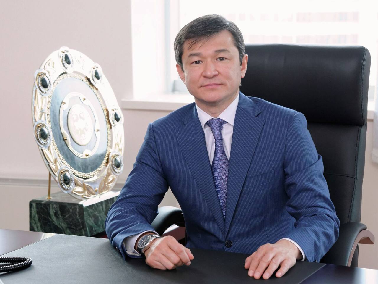 QFF Bas hatshysy qyzmetinen ketti