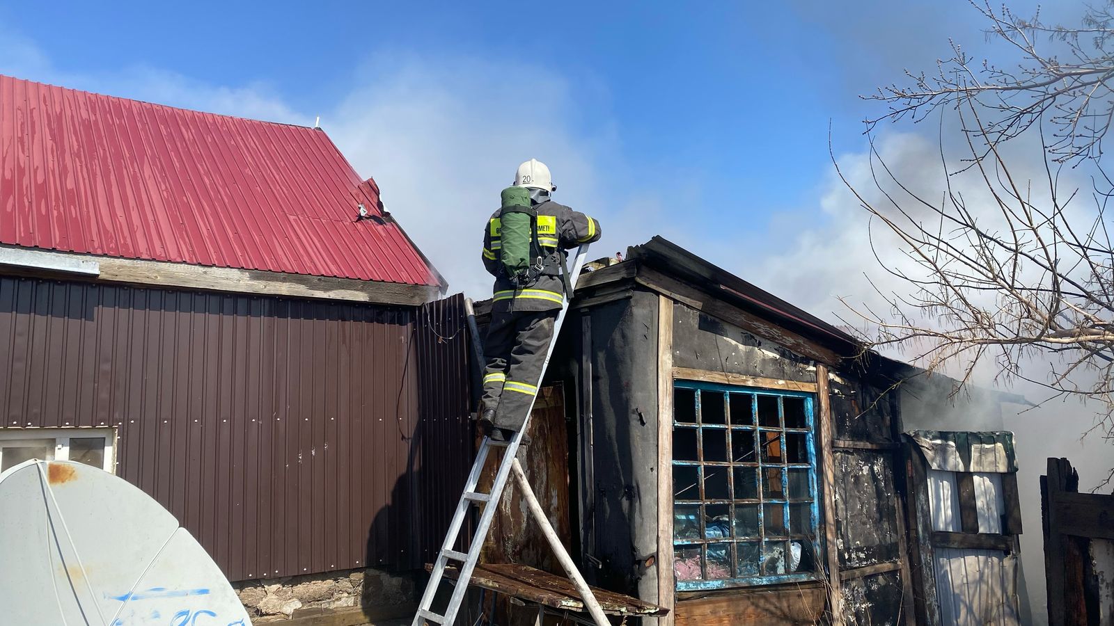Pavlodar oblysynda órtengen úıden ájesi men nemerleri qutqaryldy