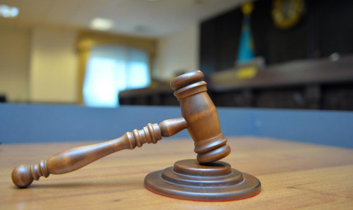 SQO-da aýdan ákimniń orynbasary para alǵany úshin sottaldy