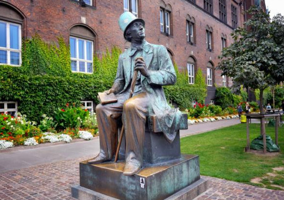 Ertegini eresekter de oqysa ǵoı