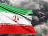 Iran kez kelgen áskerı shabýylǵa daıyn ekenin málimdedi