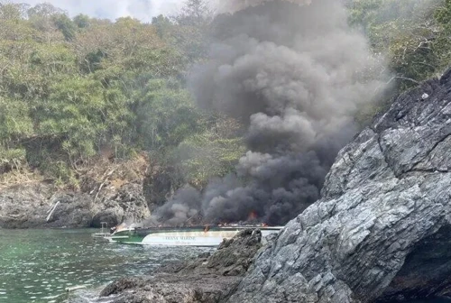 Phýkette týrıster mingen kater jarylyp, janyp ketti