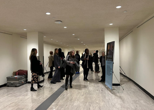 Nıý-Iorkte sýretshi Káripbek Kúıikovtiń kórmesi ótti