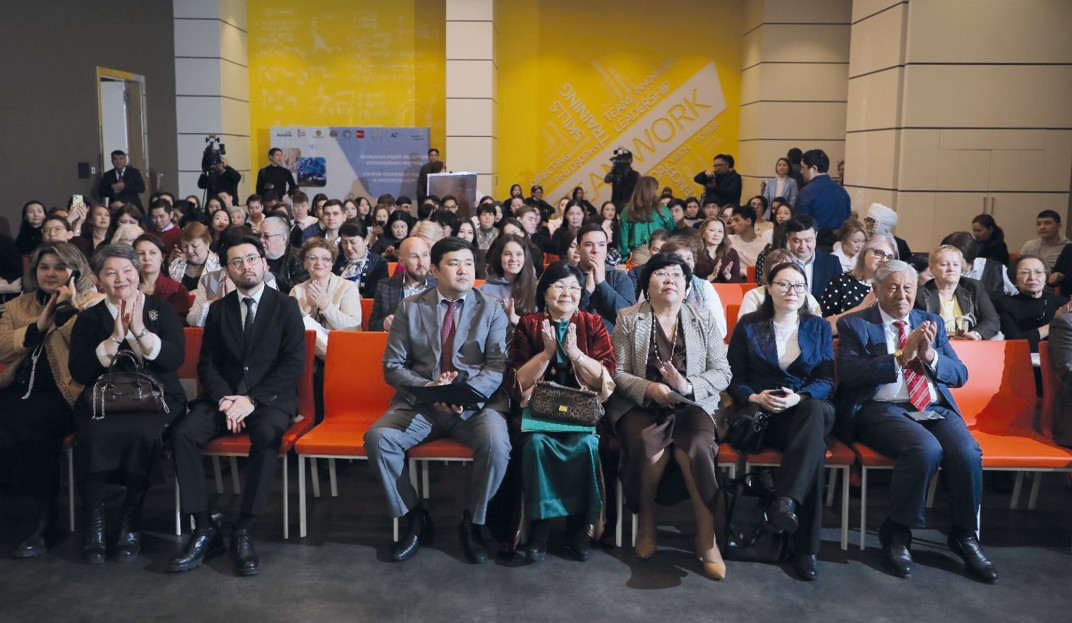 Bilikti jolbasshy mamanǵa zárýmiz