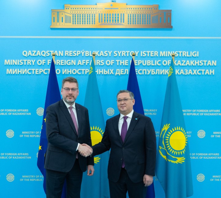 Syndarly dıalog jalǵasady