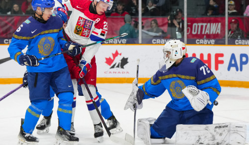 Majarstanda shaıbaly hokkeıden álem chempıonaty ótedi