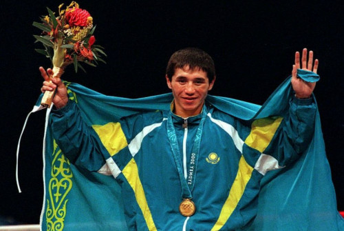 Búgin – Bekzat Sattarhanov dúnıege kelgen kún