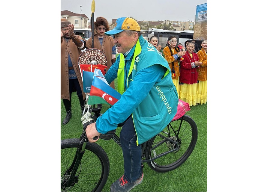 Beıneýlik jıhankez túrki elderin velosıpedpen aralamaq