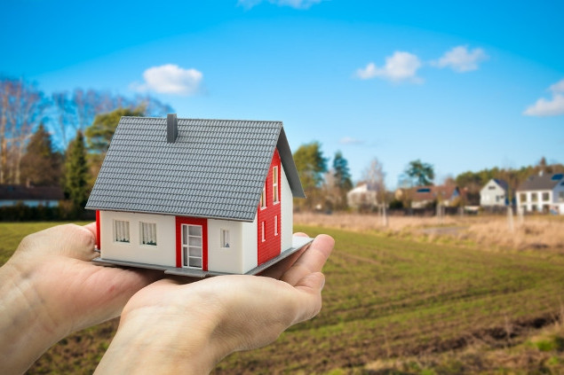 Atyraý turǵyndaryna jer telimin berý ýaqytsha toqtap tur