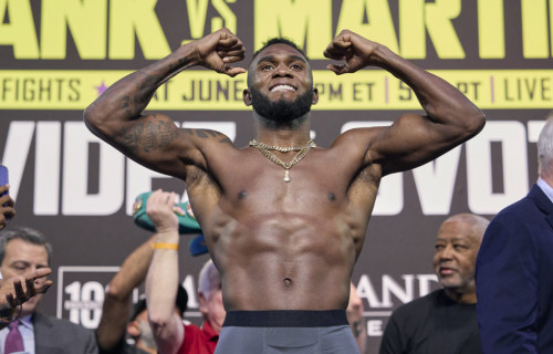 Karlos Adames Jánibekti jekpe-jekke shaqyrdy