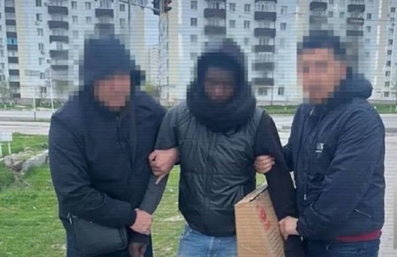 Qazaqstanda burynǵy fýtbolshy esirtkimen ustaldy