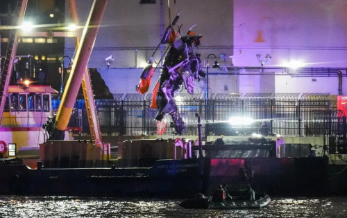 Nıý-Iorkte tikushaq apatynan alty adam qaza tapty