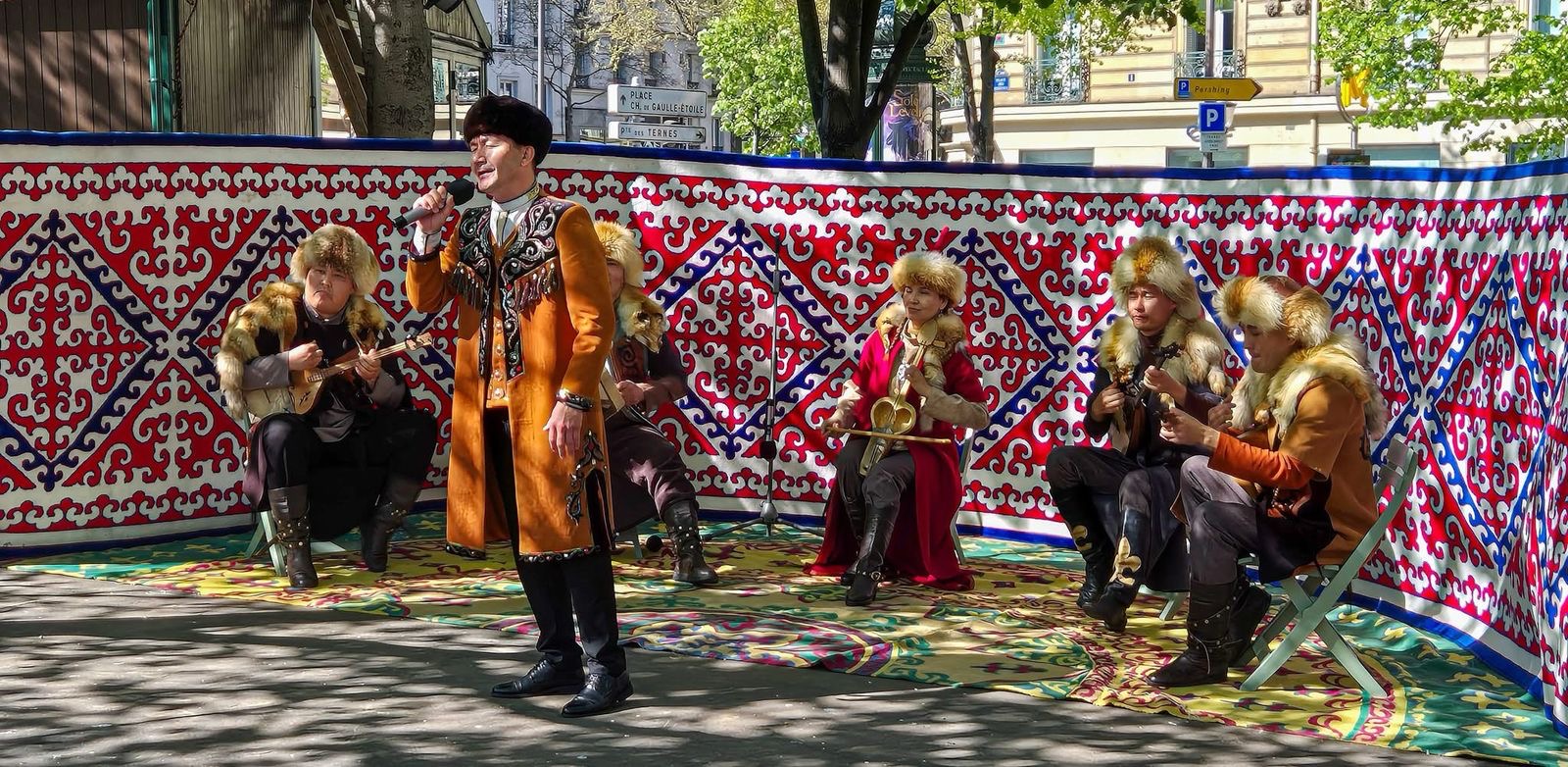 Fransııada Shymkent kúnderi atalyp ótti