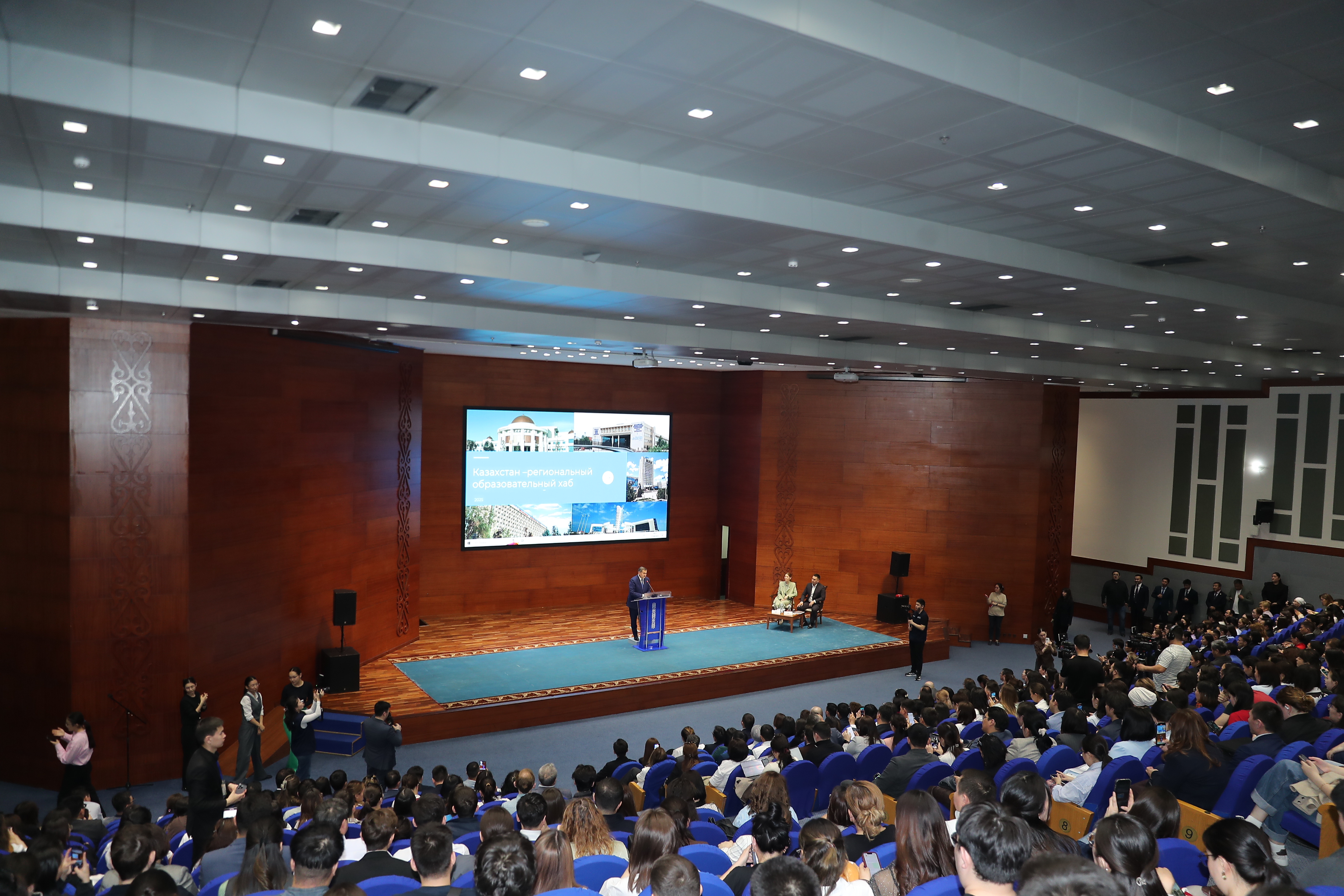 Astanada I Respýblıkalyq «Jas ǵalym» forýmy ótti