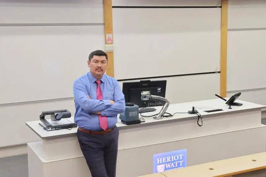 Ýnıversıtetti basqarý strategııasyn ózgertý mańyzdy - Asylbek Nurǵabdeshov