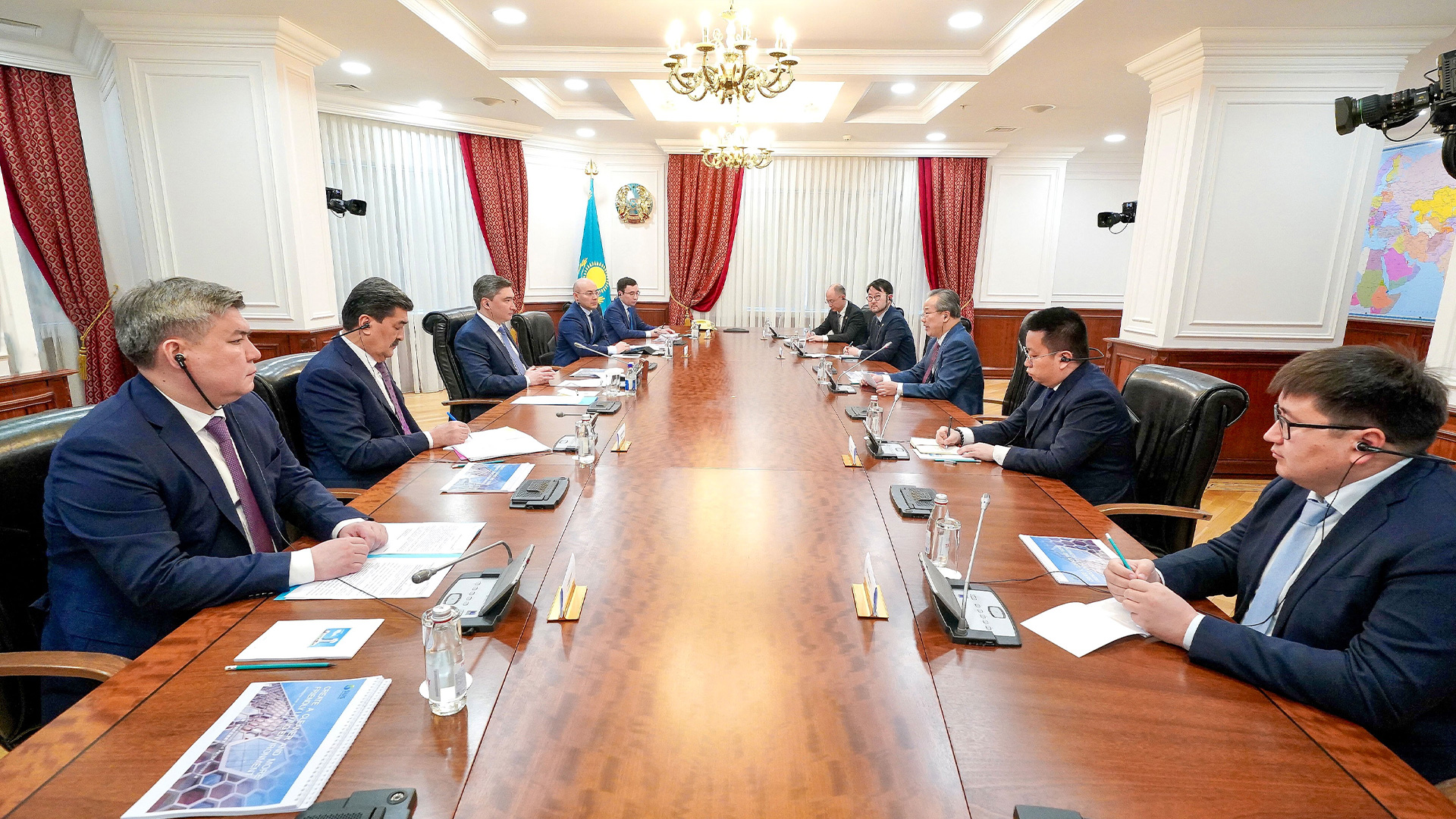 Almatyda qoqys óńdeý zaýyty salynady