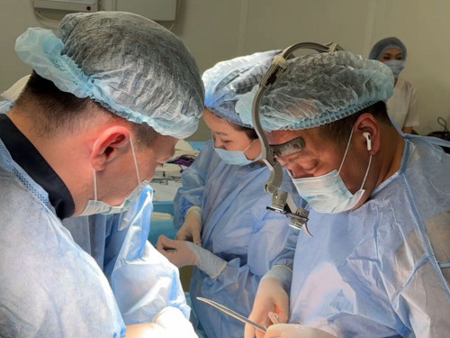 Almaty onkologtary úlkendigi greıpfrýttaı isikti alyp tastady