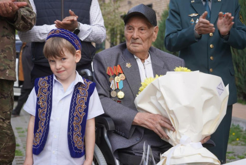 Soǵys ardageri ardaqtaldy