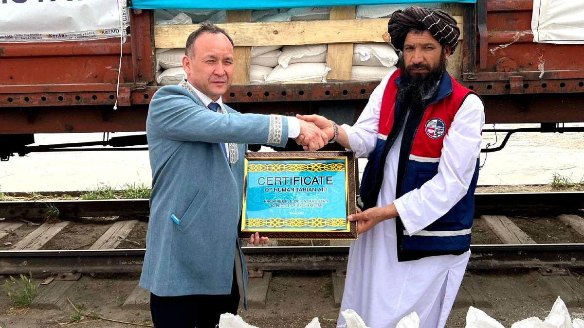 Qazaqstannan Aýǵanstanǵa 36 gýmanıtarlyq kómek vagony jetkizildi