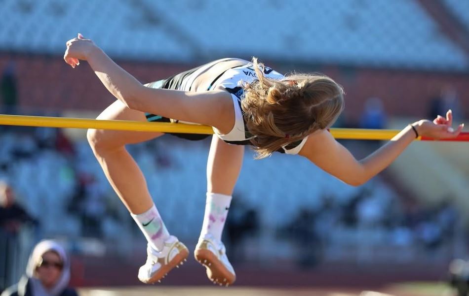 Jeńil atletter alǵashqy júldelerin jeńip aldy