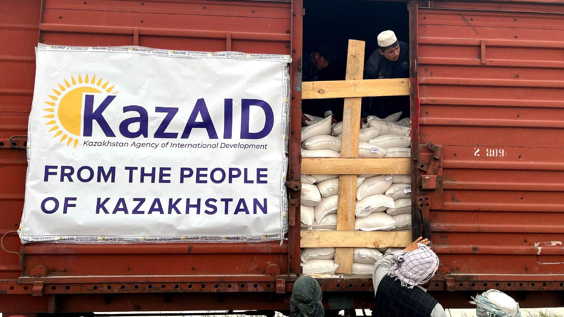 Aýǵanstanǵa gýmanıtarlyq kómek jetkizildi