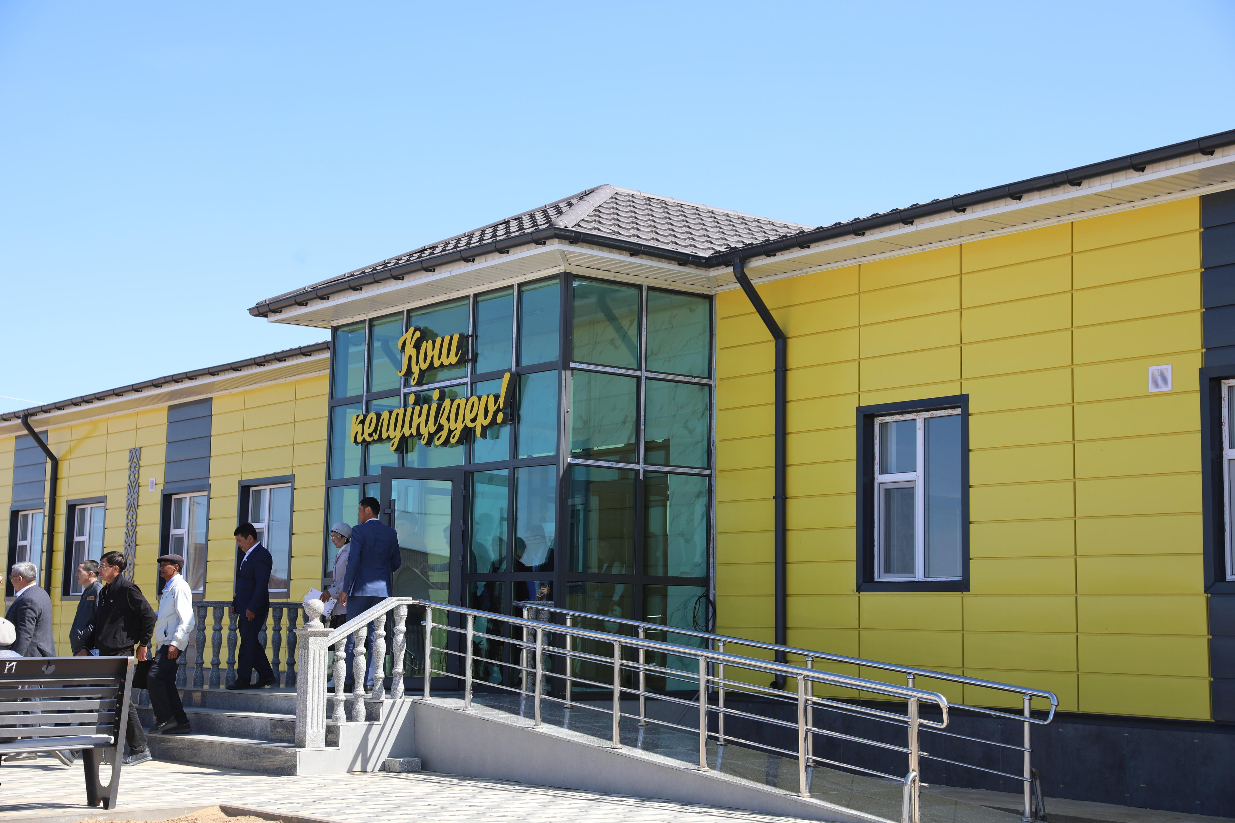 Nura aýylynda sý tasqynynan keıin mektep salyndy