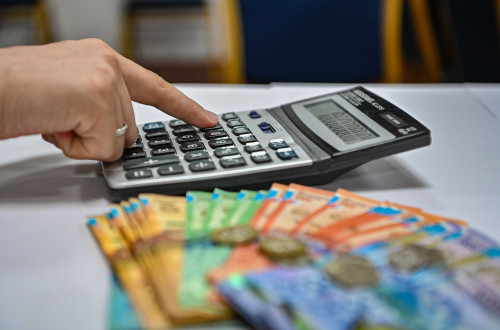 Elimizde ataýly áleýmettik kómekti taǵaıyndaý tártibi ózgeredi